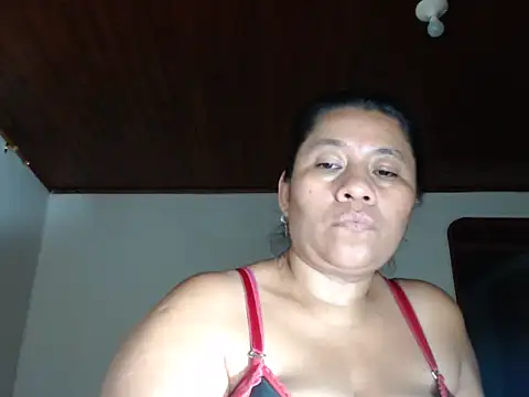 adrixxx38 webcam