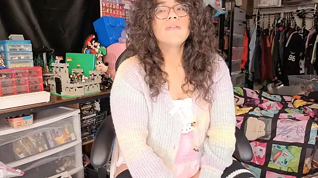 ShinyCherub webcam