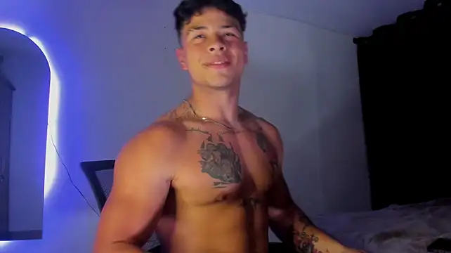 Dominic_Biker__ webcam