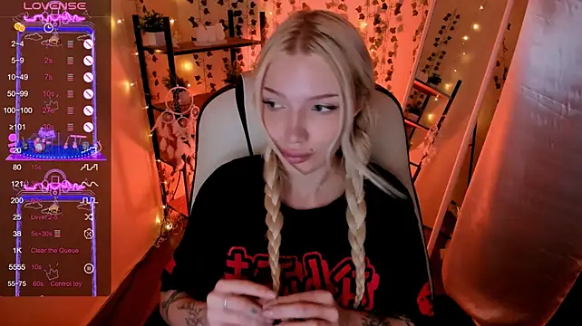 AnyaTaylor_