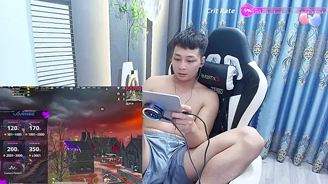 Naughty___asian webcam