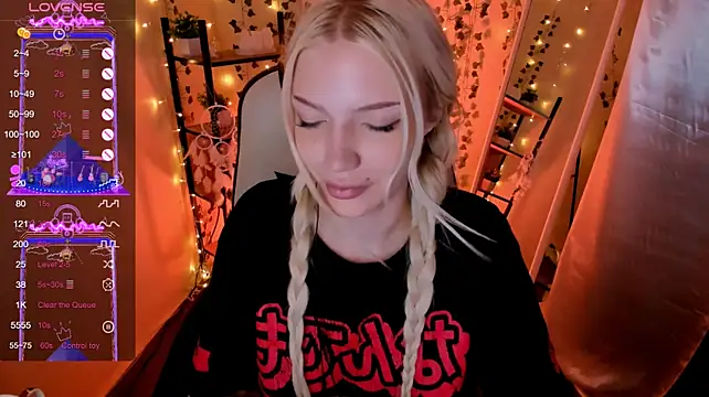 AnyaTaylor_ webcam