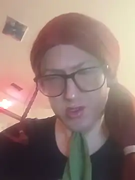 sissytrapdolly24 live cam on StripChat