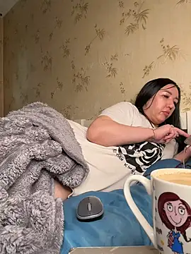 Naughtbaby_2025 webcam