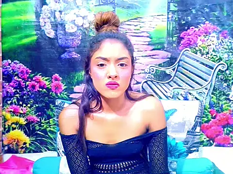 IndianPretty14u2Luv webcam