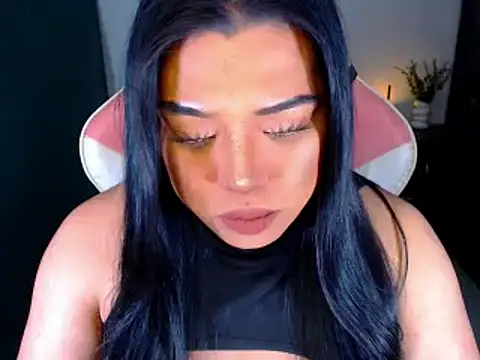 Zandralopez live cam on StripChat
