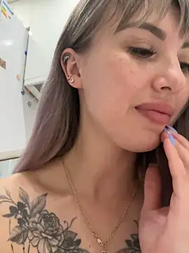 TeaseBabeXXX webcam