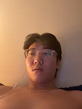 YourBadboy718 webcam