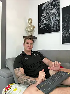 AlexHarrington webcam
