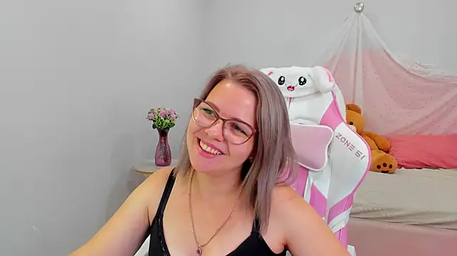 AdeleRavelle webcam