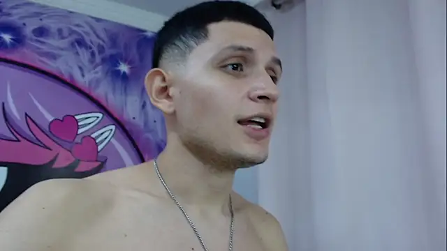 Pov_man777 webcam