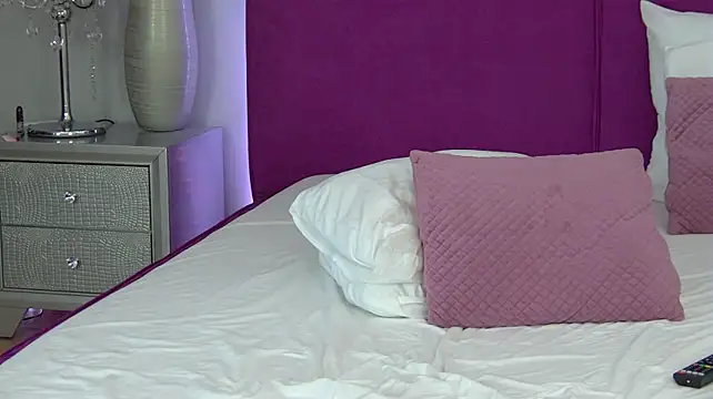 VanessaCole webcam