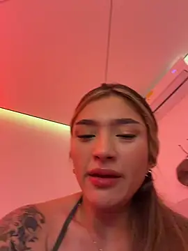 Ariannaa_1 webcam