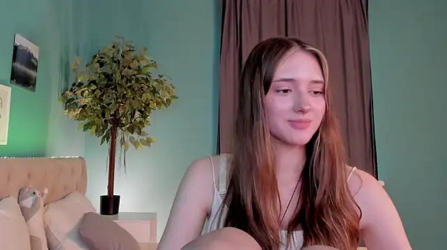 Emilia_R1y webcam