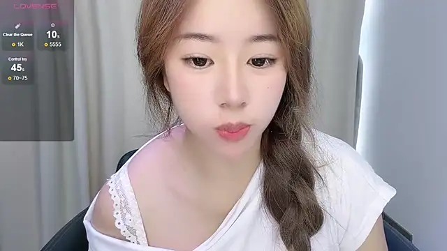 Abigail-3 webcam