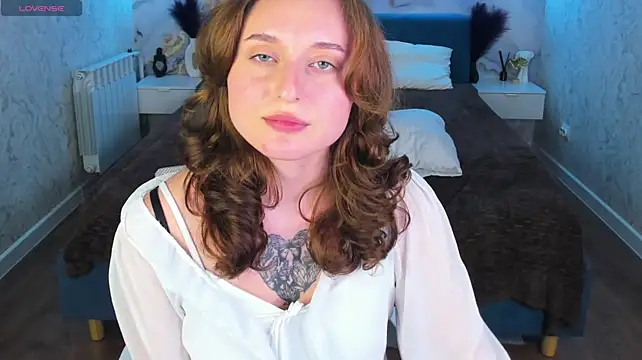 Delora_Romano webcam