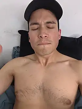 Shadow_Latino webcam