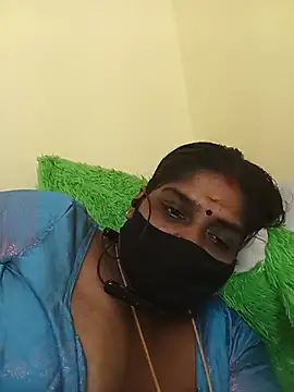 yashicashree985 live cam on StripChat
