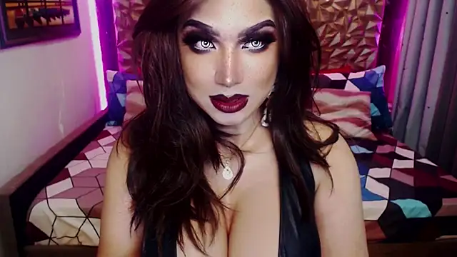 HugeCockDominantXxX live cam on StripChat