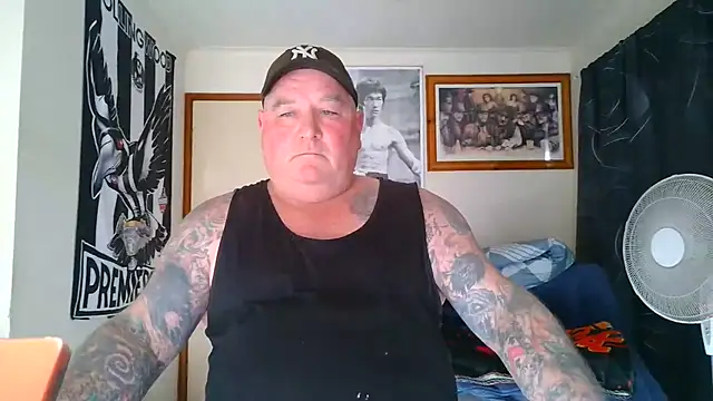 KINKYBLUEYES69 webcam