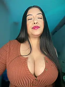 cami_ortiz__ webcam
