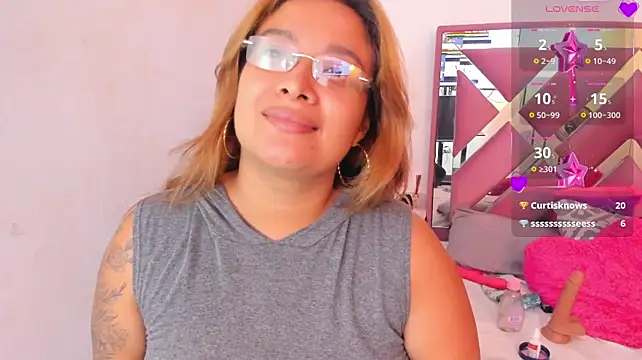 bellalumi live on Stripchat
