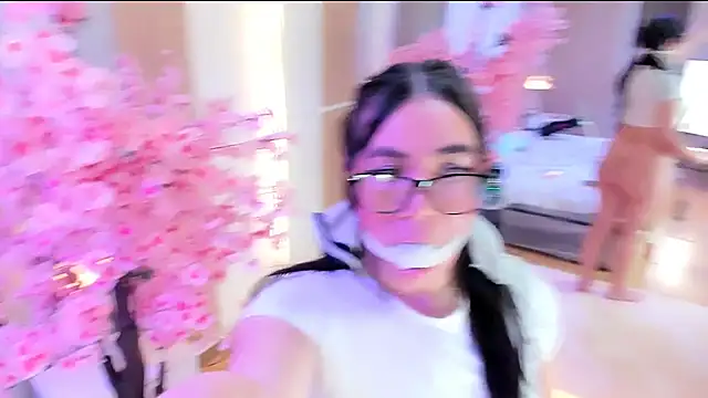 TessaCooper1 webcam