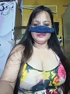 Naughtysummi webcam