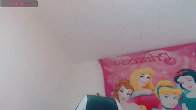 Oriana_braom webcam