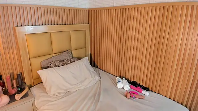 LOLAMAXI webcam