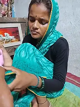 Maya_bhoji webcam