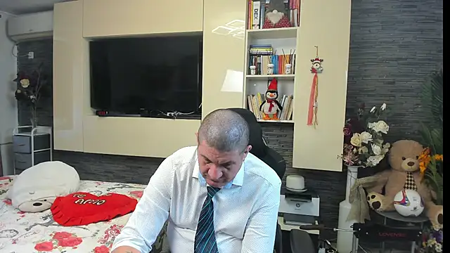 SpartacusDaddy48 webcam