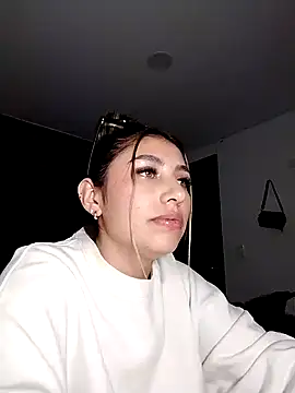 AliceTeenager___ webcam