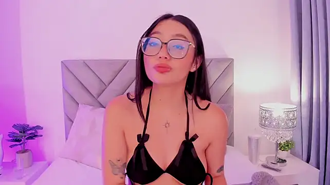 ravena_queen webcam