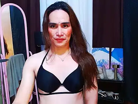 HornyKerujieTrans webcam