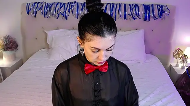 AriannaCruise webcam