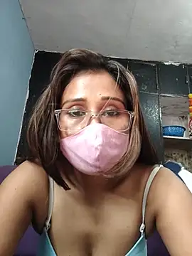 hot_laxmi2 webcam