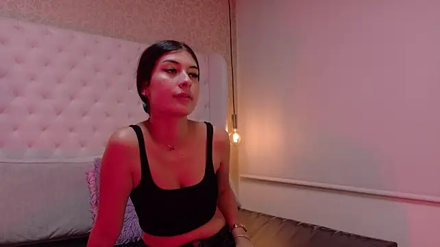 sellene_bloom webcam