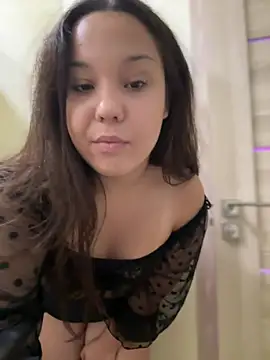 LushBySofa webcam