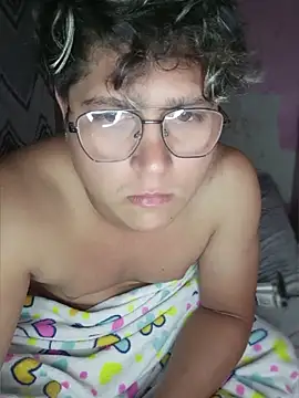 sharly14 live cam on StripChat