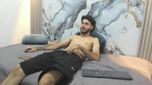 dashmonroe webcam