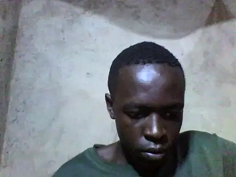 Queen_3333 webcam