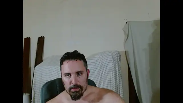 Metalstud live cam on StripChat