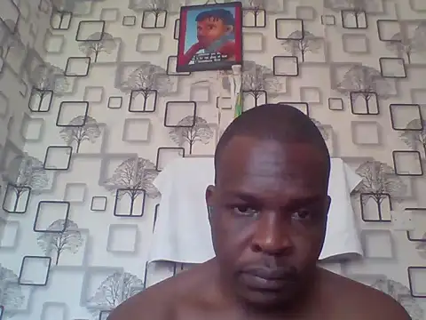 Chumba_001 live cam on StripChat