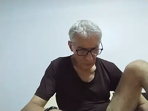 BIGUNCUTHARDCOCK