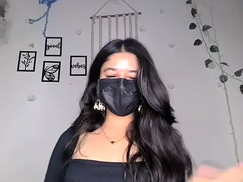 HOT_SNEHA4