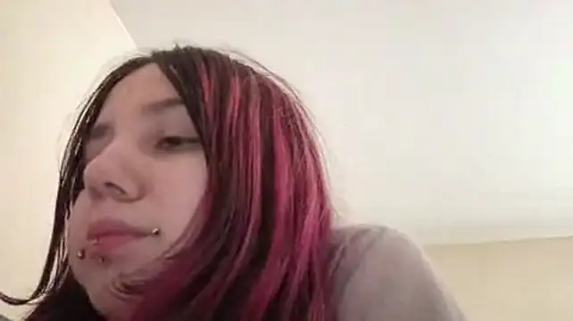 IronicBuckle webcam