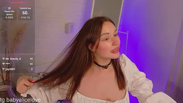 Chloe_levender