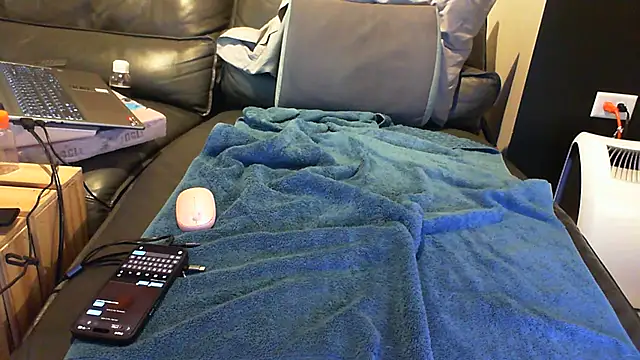 eurodiznee live cam on StripChat