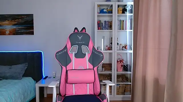 Eva_Allen webcam